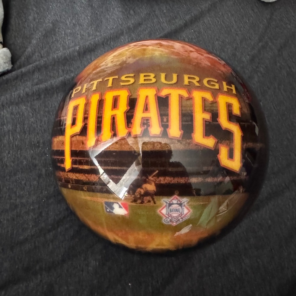 Brunswick MLB Viz-A-Ball Pittsburgh Pirates Bowling Ball 2002 6lb 14oz USA